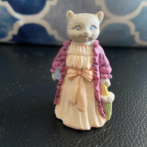 Vintage Miniature Figurine J.C. Girl Cat with Pink Coat & Umbrella - Picture 1 of 14